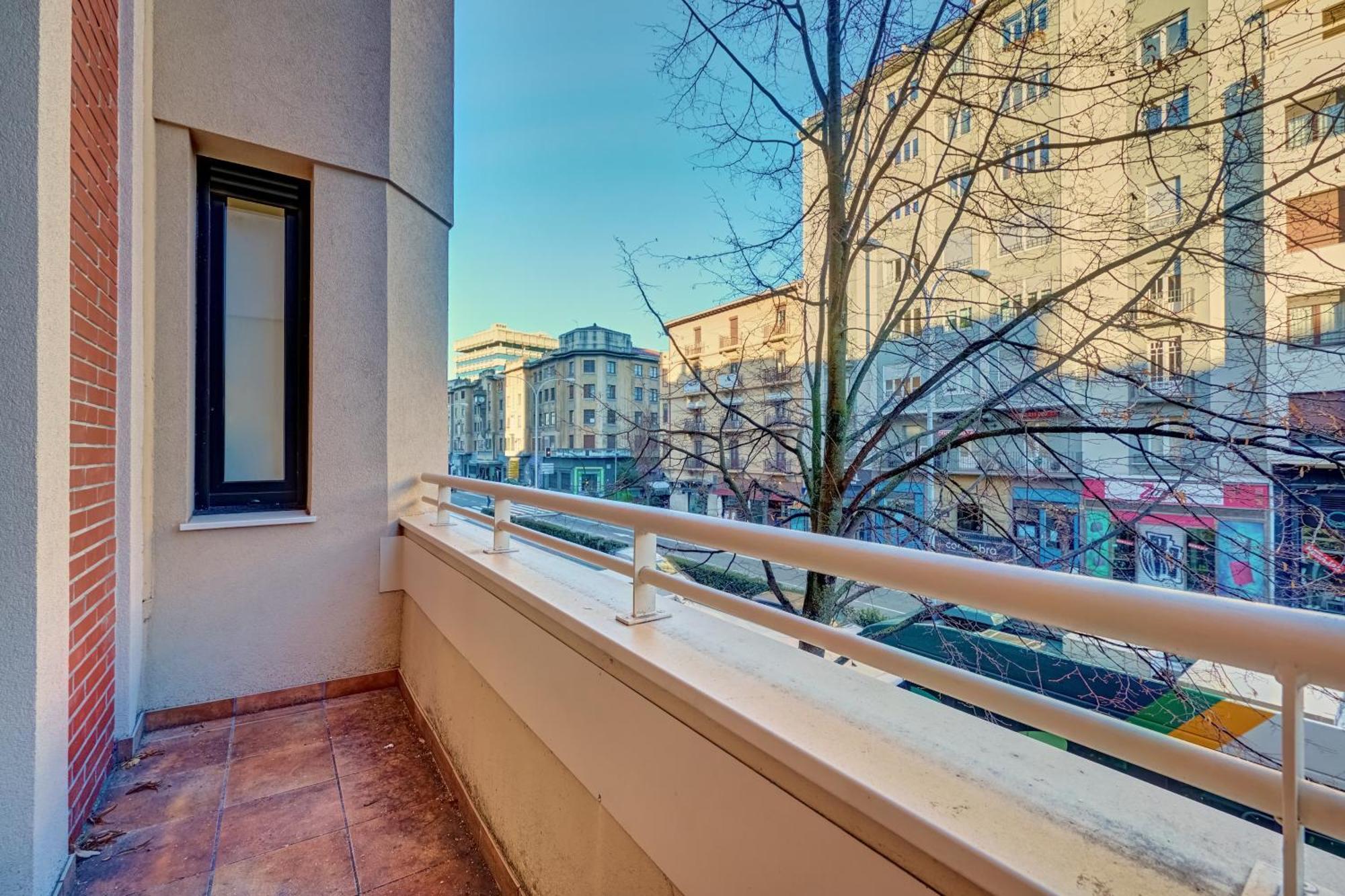 Apartamento El Conde By Clabao Pamplona Esterno foto